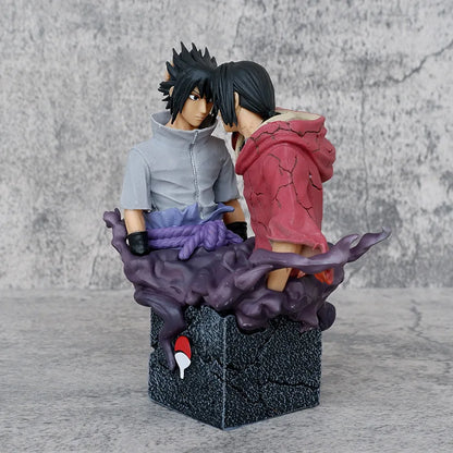 Uchiha Itachi and Sasuke Figure